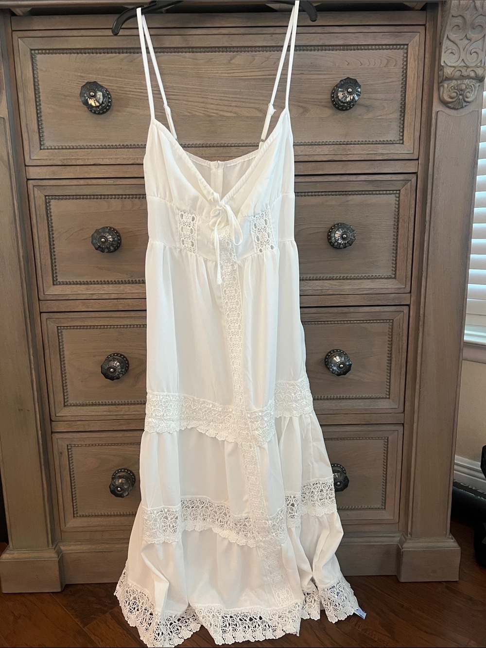 Cider White Lace-Trim Spaghetti Strap Maxi Dress